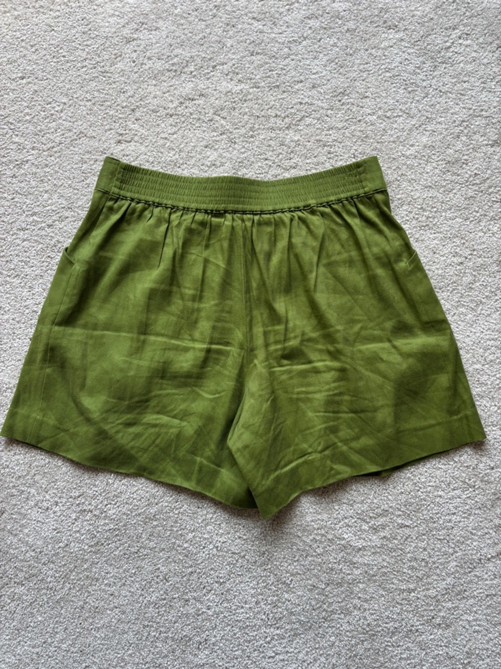 CAbi Traipse Shorts in Avocado Green Linen Blend - Picture 4 of 8